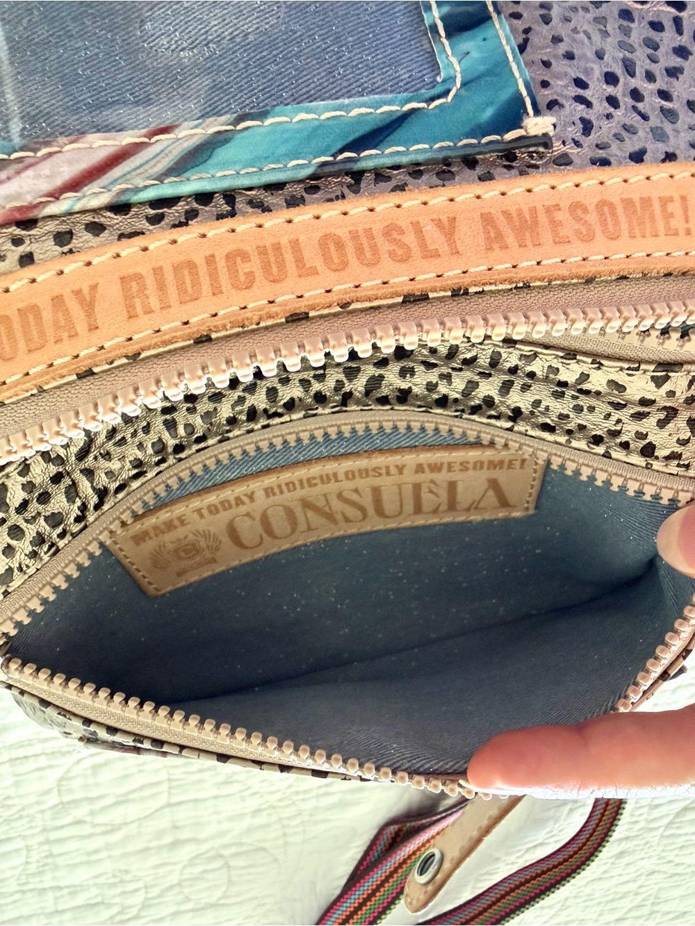 Consuela Wesley Uptown Pebbled Texture Leather Crossbody Wallet Magnetic Closure - Picture 10 of 15